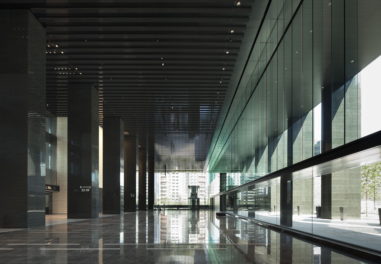 GLASS MASTERS&PARTNERS.LLC 住友不動産西新宿グランドタワー エントランススクリーン